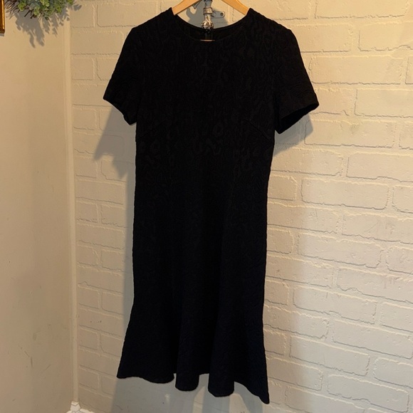 St John dress caviar by St John textured stretch size 8 short sleeve midi - Picture 2 of 8